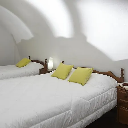 安娜傳統公寓 Kamari (Santorini) Exterior photo