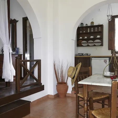 安娜傳統公寓 Kamari (Santorini) Exterior photo