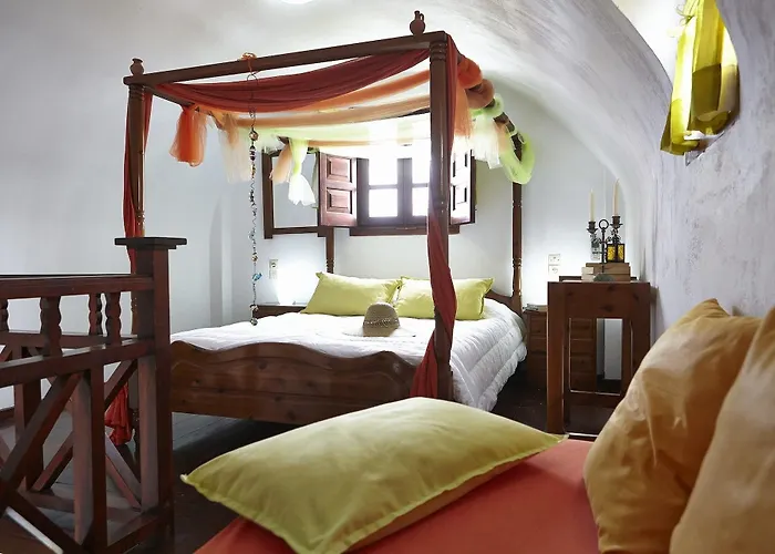 Anna Traditional Apartments