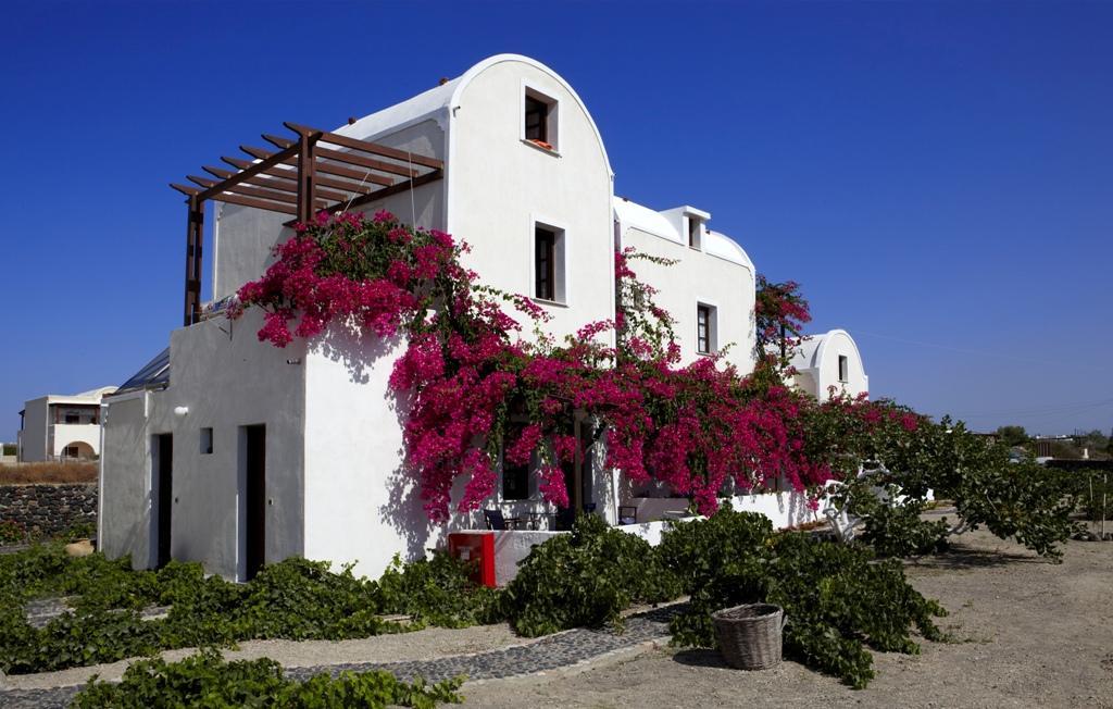 Anna Traditional Aparthotel Kamári