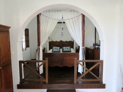 Anna Traditional Aparthotel